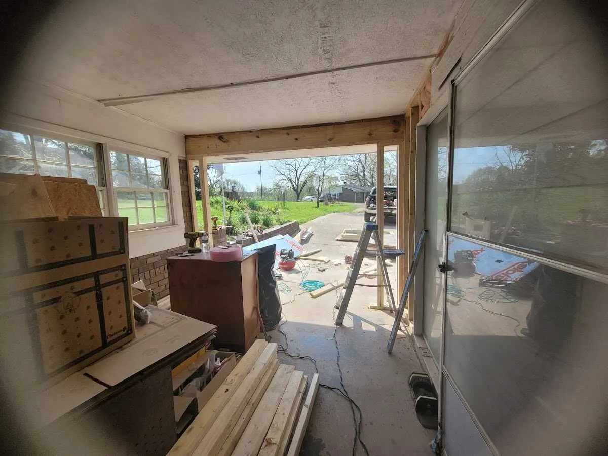 Air movers and dehumidifier for Drying & Dehumidification in Edmonds